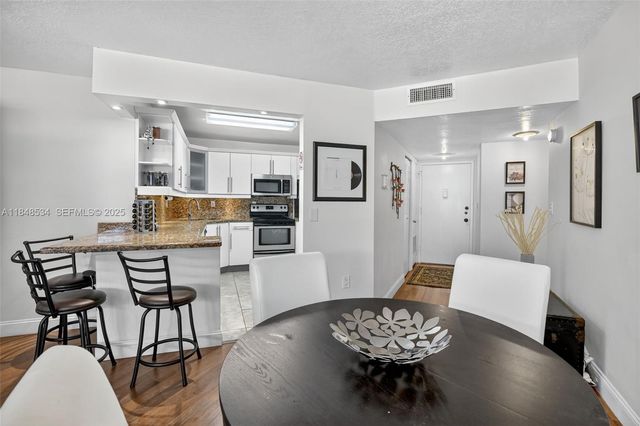 2750 NE 183rd Street 506, Aventura, FL 33160