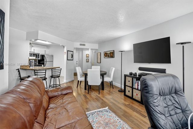 2750 NE 183rd Street 506, Aventura, FL 33160