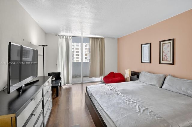2750 NE 183rd Street 506, Aventura, FL 33160