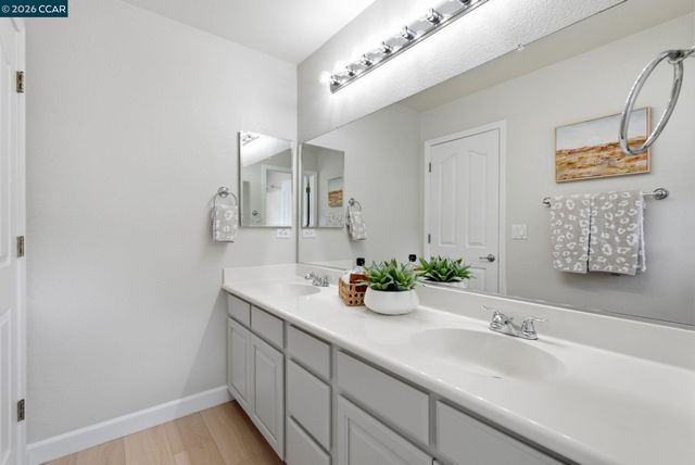 20 Terraced Hills Way, San Ramon, CA 94583