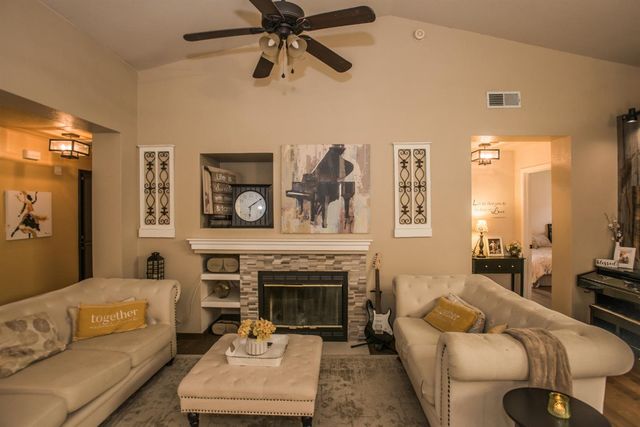 9144 Lakemont Dr, Elk Grove, CA 95624