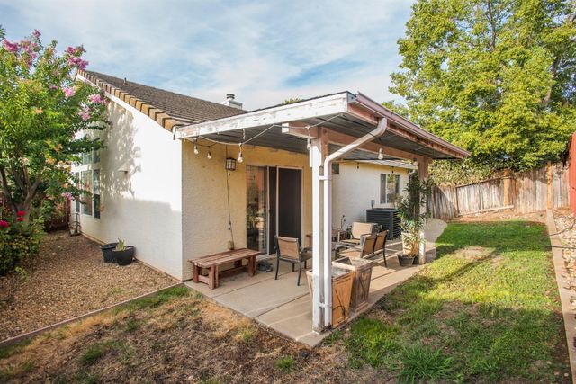 9144 Lakemont Dr, Elk Grove, CA 95624