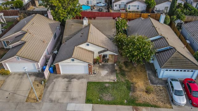 9144 Lakemont Dr, Elk Grove, CA 95624