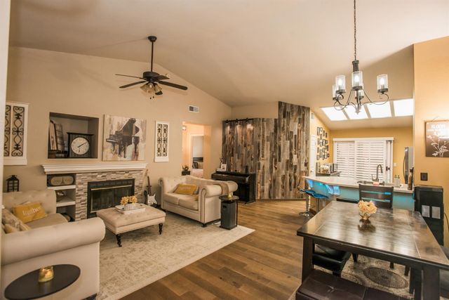 9144 Lakemont Dr, Elk Grove, CA 95624