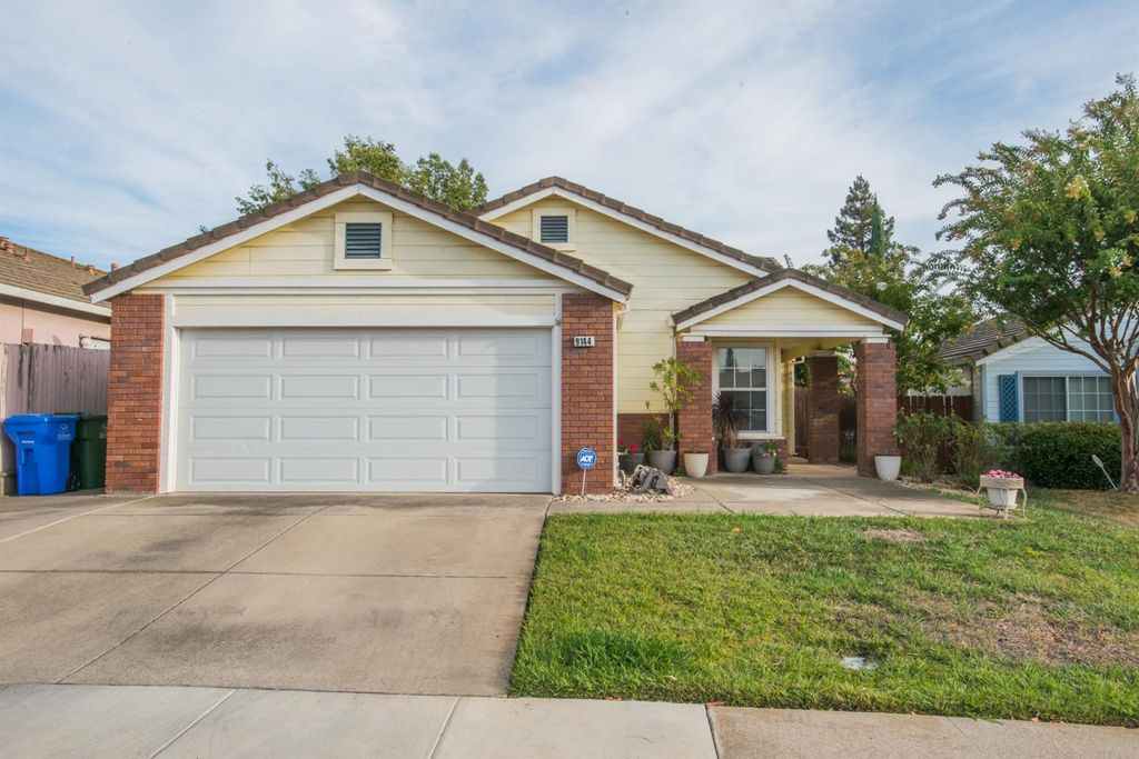 9144 Lakemont Dr, Elk Grove, CA 95624