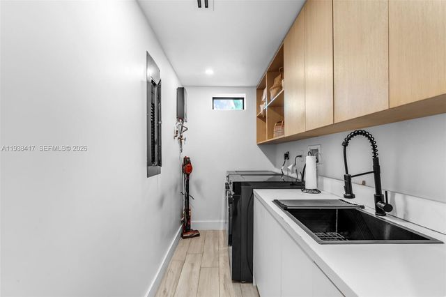 7500 SW 137th St, Palmetto Bay, FL 33158