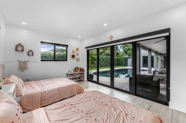 7500 SW 137th St, Palmetto Bay, FL 33158