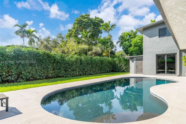 7500 SW 137th St, Palmetto Bay, FL 33158