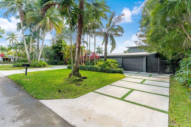 7500 SW 137th St, Palmetto Bay, FL 33158