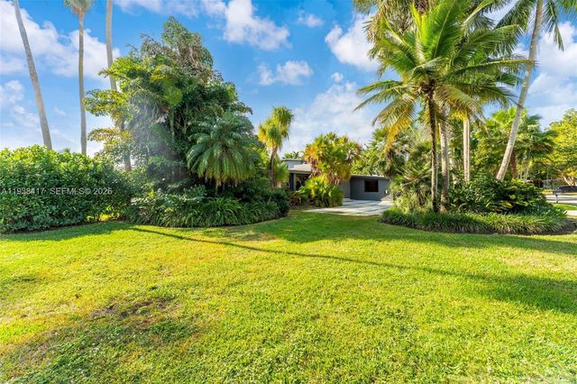 7500 SW 137th St, Palmetto Bay, FL 33158