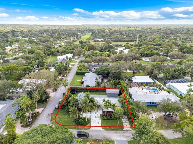 7500 SW 137th St, Palmetto Bay, FL 33158