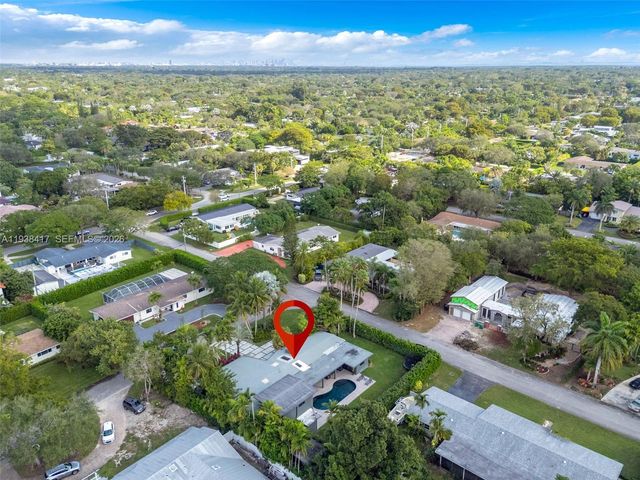 7500 SW 137th St, Palmetto Bay, FL 33158