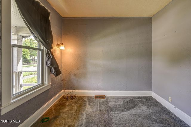 709 Chicago Street, Toledo, OH 43611