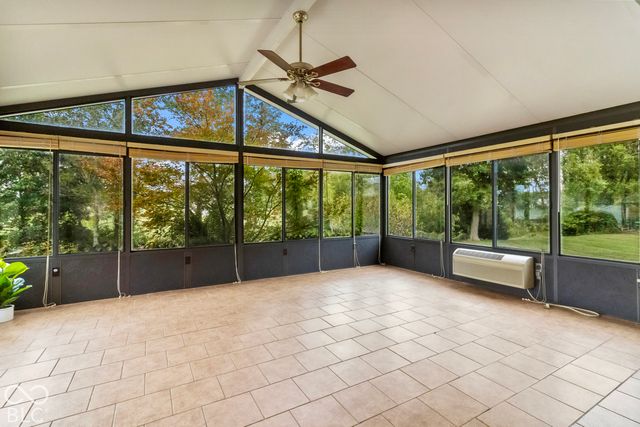 2448 S Sunrise Drive, New Palestine, IN 46163