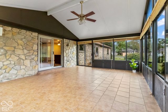2448 S Sunrise Drive, New Palestine, IN 46163