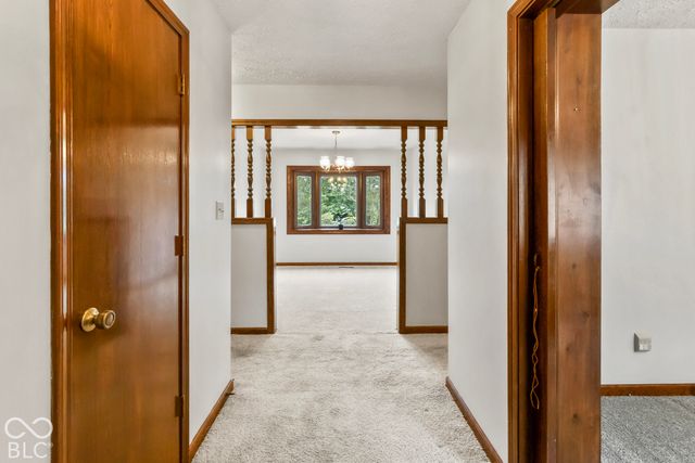 2448 S Sunrise Drive, New Palestine, IN 46163