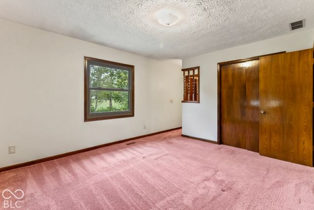 2448 S Sunrise Drive, New Palestine, IN 46163