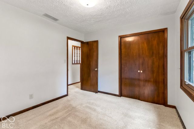 2448 S Sunrise Drive, New Palestine, IN 46163