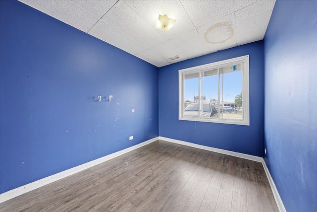 3926 W Columbus Avenue 3926, Chicago, IL 60652