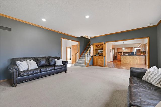 1480 E Sleepy Hollow Drive, Olathe, KS 66062