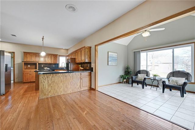 1480 E Sleepy Hollow Drive, Olathe, KS 66062