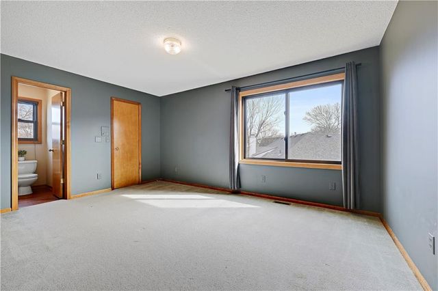 1480 E Sleepy Hollow Drive, Olathe, KS 66062