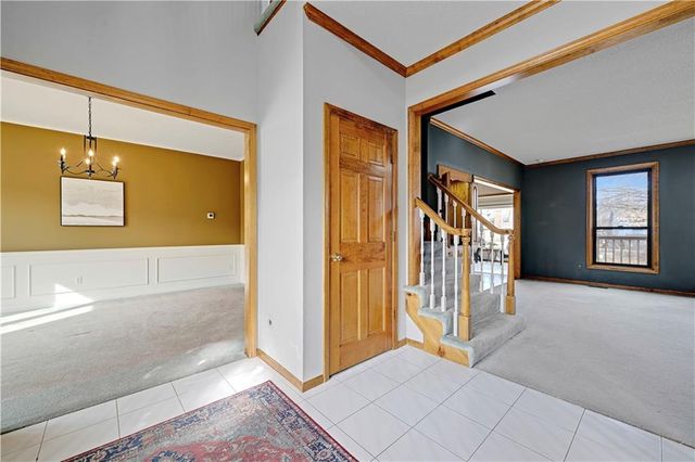 1480 E Sleepy Hollow Drive, Olathe, KS 66062