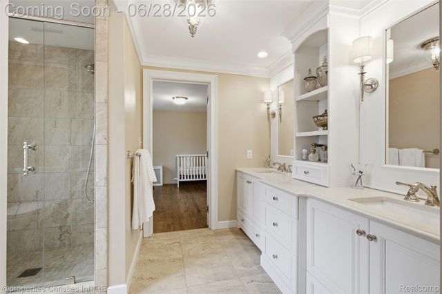 485 Westwood Drive, Bloomfield Hills, MI 48301