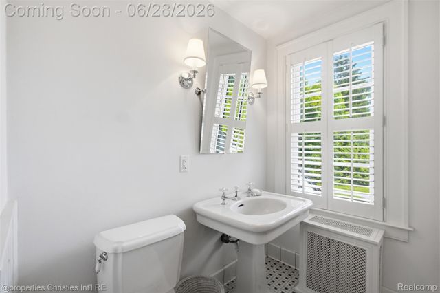 485 Westwood Drive, Bloomfield Hills, MI 48301