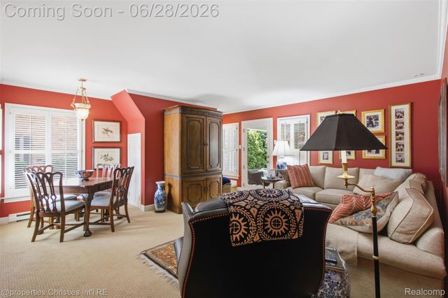 485 Westwood Drive, Bloomfield Hills, MI 48301
