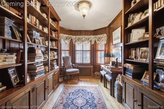 485 Westwood Drive, Bloomfield Hills, MI 48301