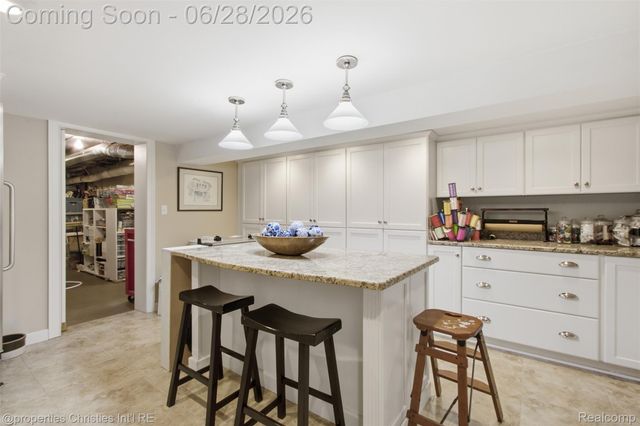 485 Westwood Drive, Bloomfield Hills, MI 48301