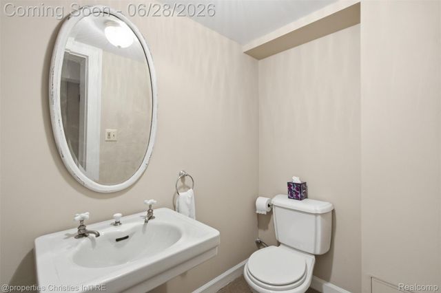 485 Westwood Drive, Bloomfield Hills, MI 48301