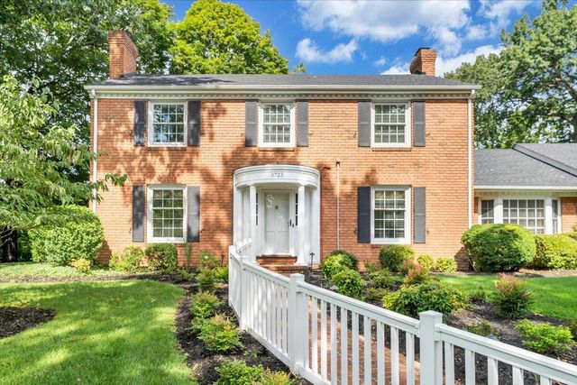 3725 Dogwood LN, Roanoke, VA 24015