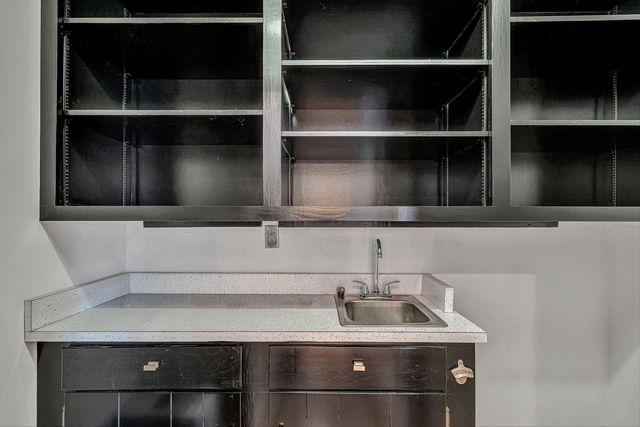 3725 Dogwood LN, Roanoke, VA 24015