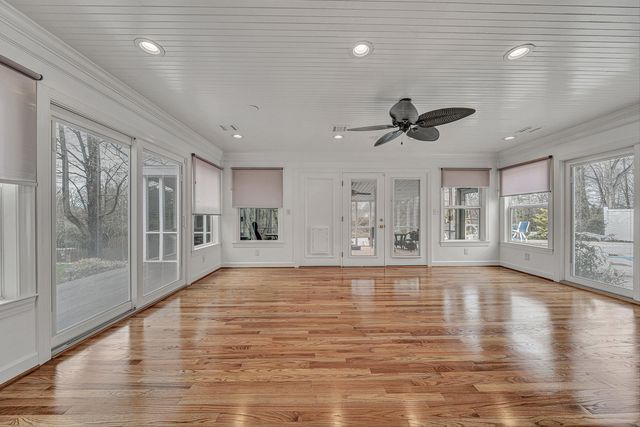 3725 Dogwood LN, Roanoke, VA 24015