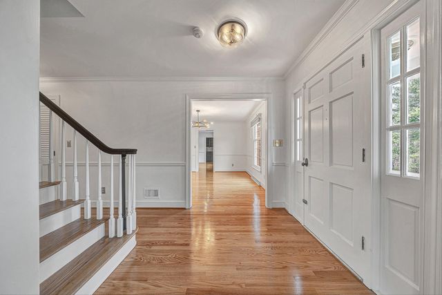 3725 Dogwood LN, Roanoke, VA 24015