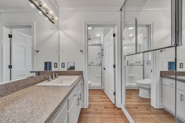 3725 Dogwood LN, Roanoke, VA 24015