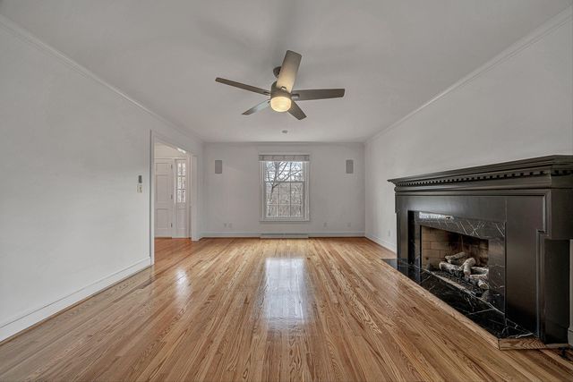 3725 Dogwood LN, Roanoke, VA 24015