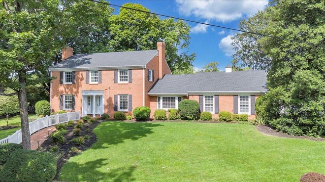 3725 Dogwood LN, Roanoke, VA 24015