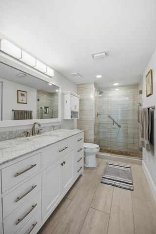 3138 Via Poinciana 306, Lake Worth, FL 33467