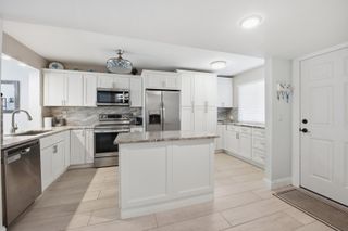 3138 Via Poinciana 306, Lake Worth, FL 33467