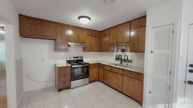 1205 W Michigan Ave, Midland, TX 79701