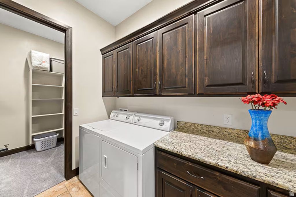 Image 24 of property listing at 4177 E CORAL DR, Washington, UT 84780