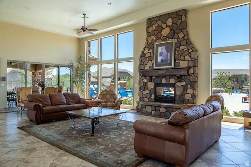 Image 32 of property listing at 4177 E CORAL DR, Washington, UT 84780