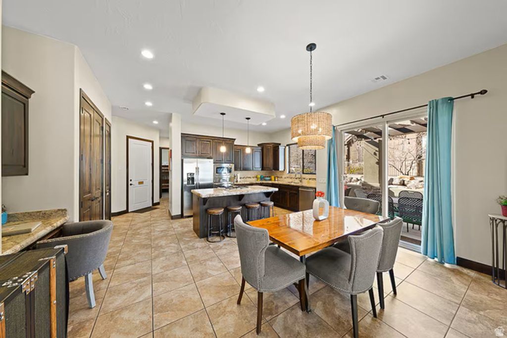 Image 6 of property listing at 4177 E CORAL DR, Washington, UT 84780