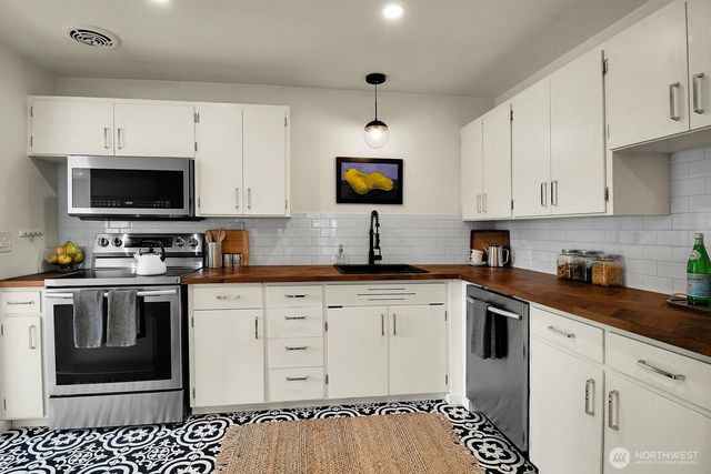 2353 Federal Avenue E, Seattle, WA 98102