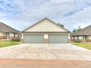 3707 Franks Way, Bethany, OK 73008