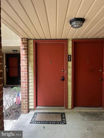 802-B CYPRESS POINT CIR, Mount Laurel, NJ 08054