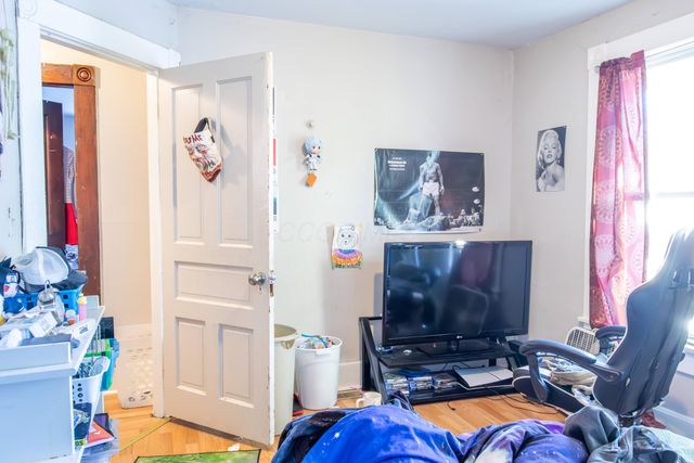 99 Hoover Street, Newark, OH 43055